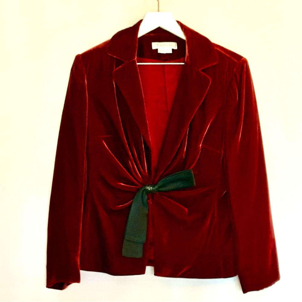 Kay Unger Burgundy/Deep Red Velvet Holiday Blazer Size 10